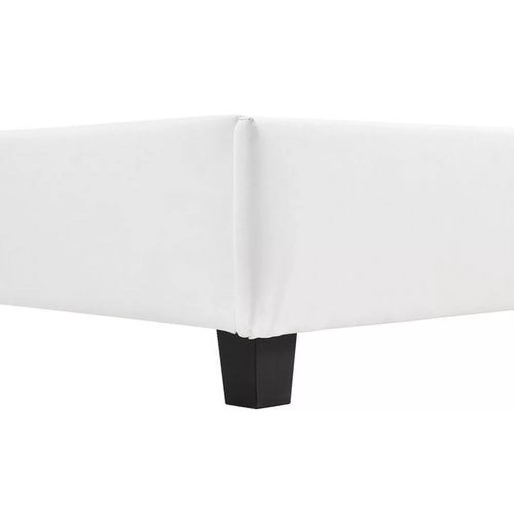Queen White Faux Leather Upholstered Platform Bed P968
