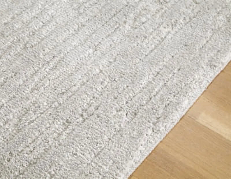 Medium Rug T78040