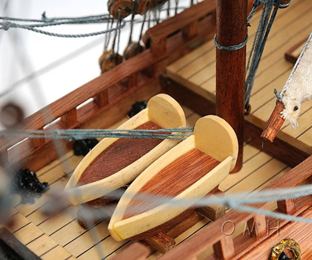 Miniature Replica Ship C7469