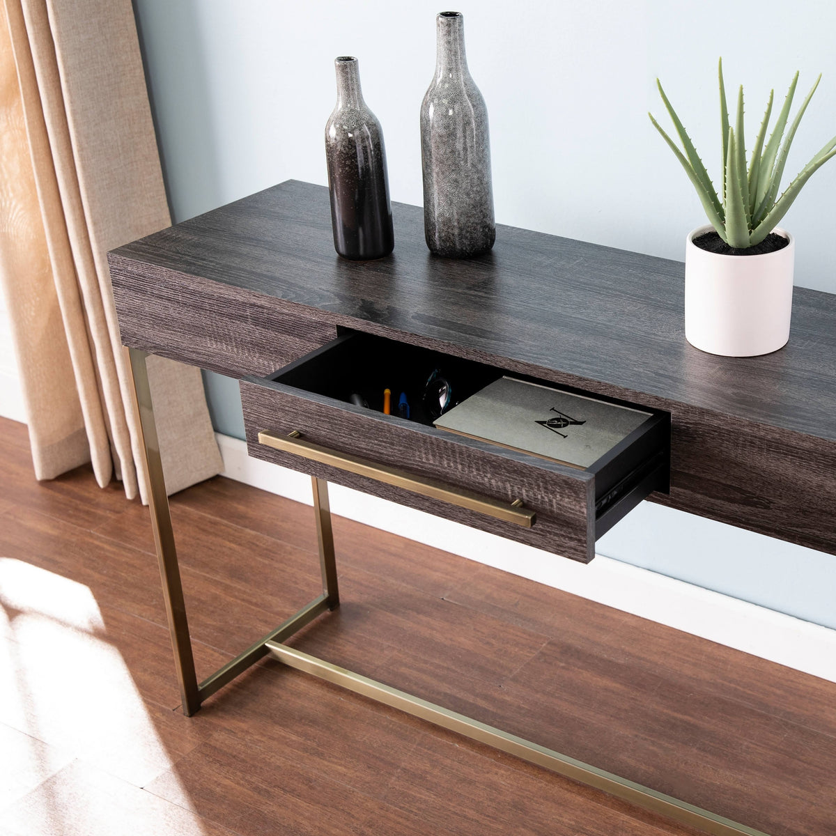 Black Oak Antique Brass Console Table with Storage Q352