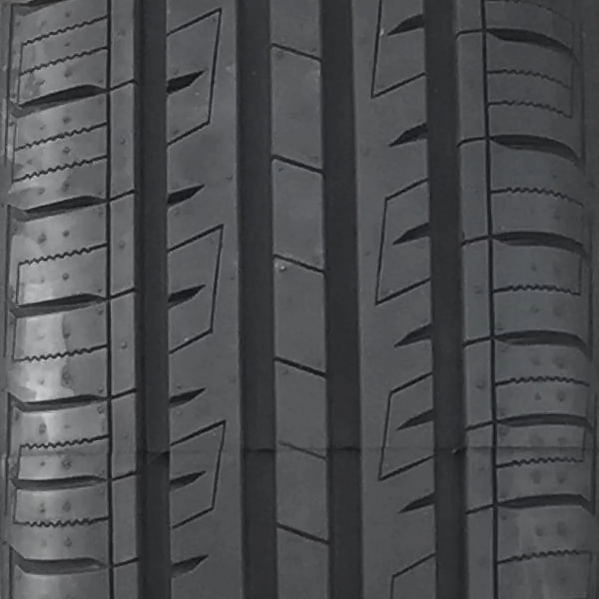 Set of 4 205/50R16 87W All Season Performance Tires W9909